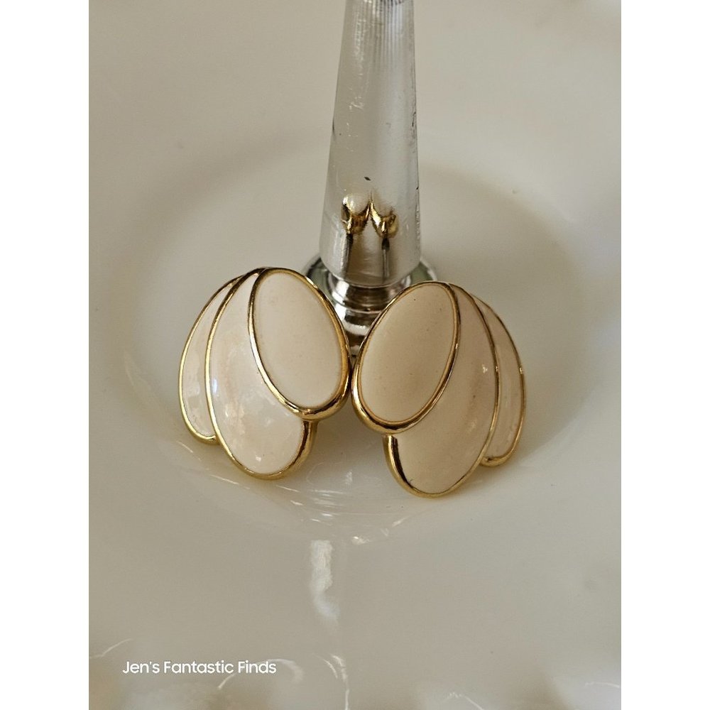 Napier White Enamel Gold Toned Post‎ Left Right Earrings Vintage Rare